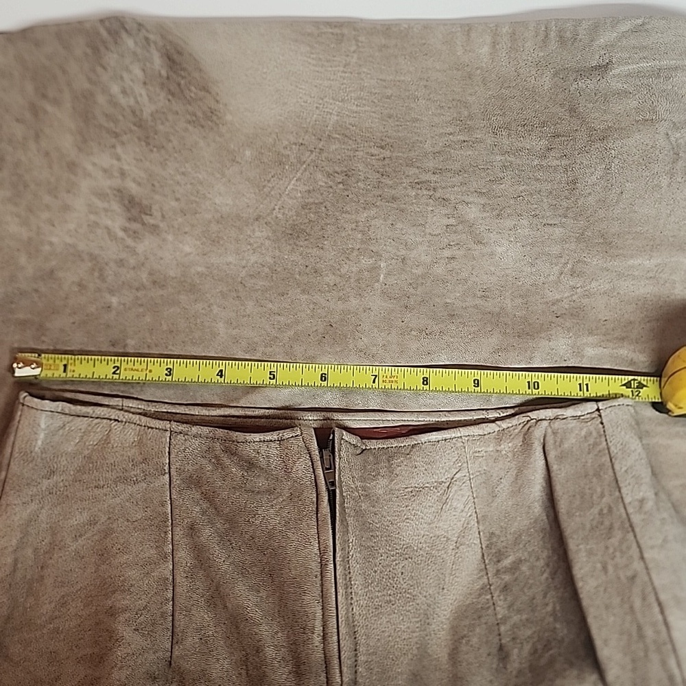 Firenze Santa Barbara VINTAGE stylish taupe leather jacket AND matching skirt - Picture 12 of 12